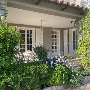 T2 En Rez De Appartement